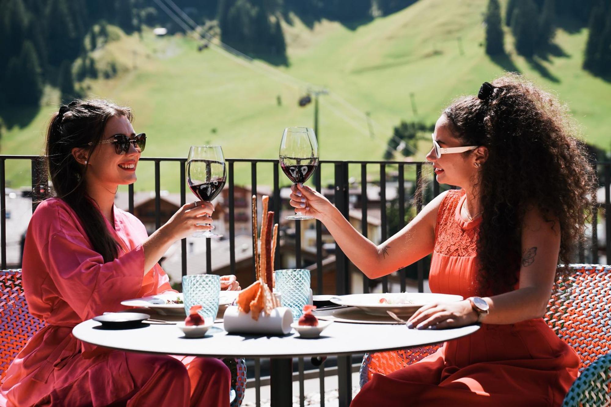 Hotel Sun Valley Сельва-ди-Валь-Гардена Экстерьер фото