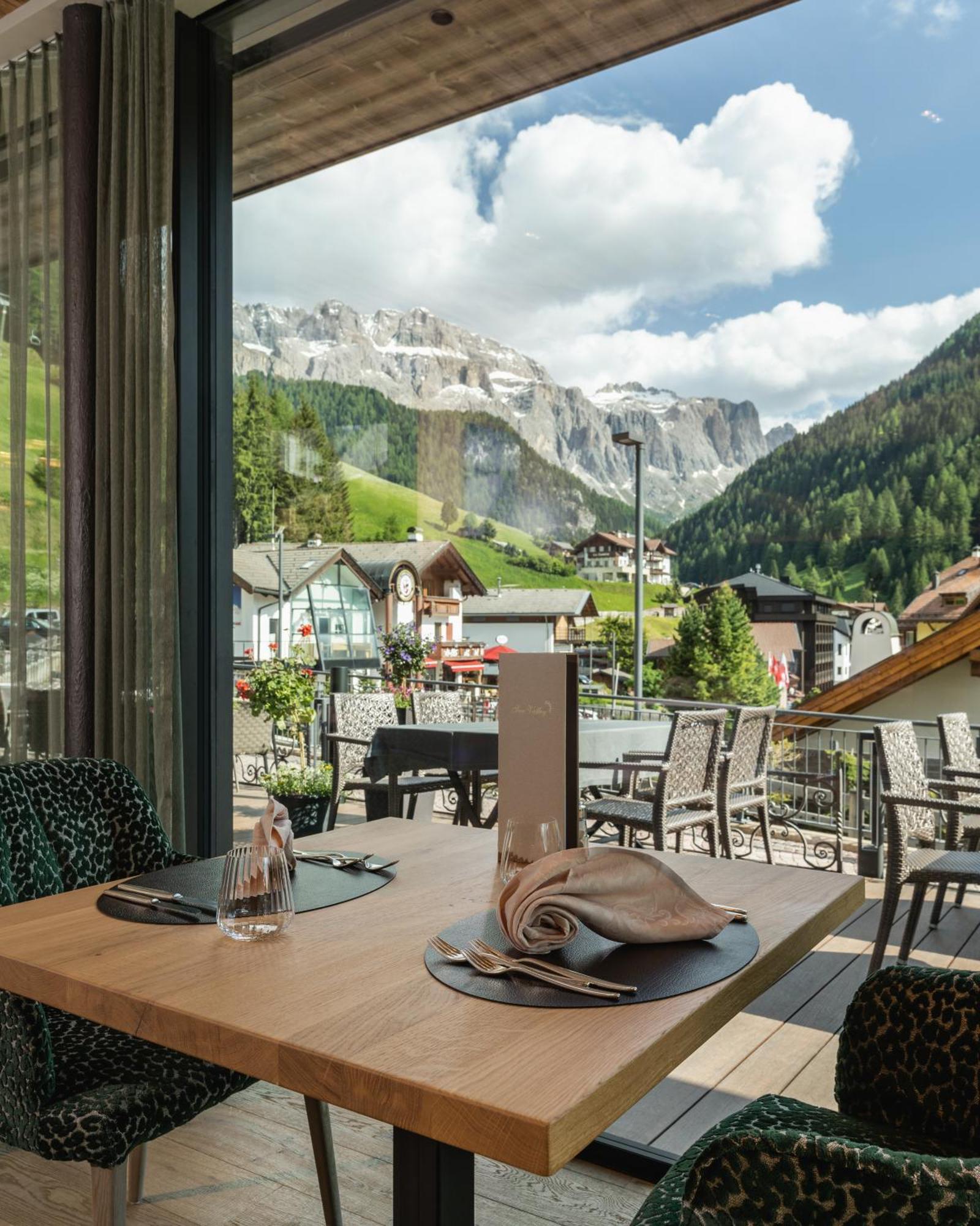 Hotel Sun Valley Сельва-ди-Валь-Гардена Экстерьер фото